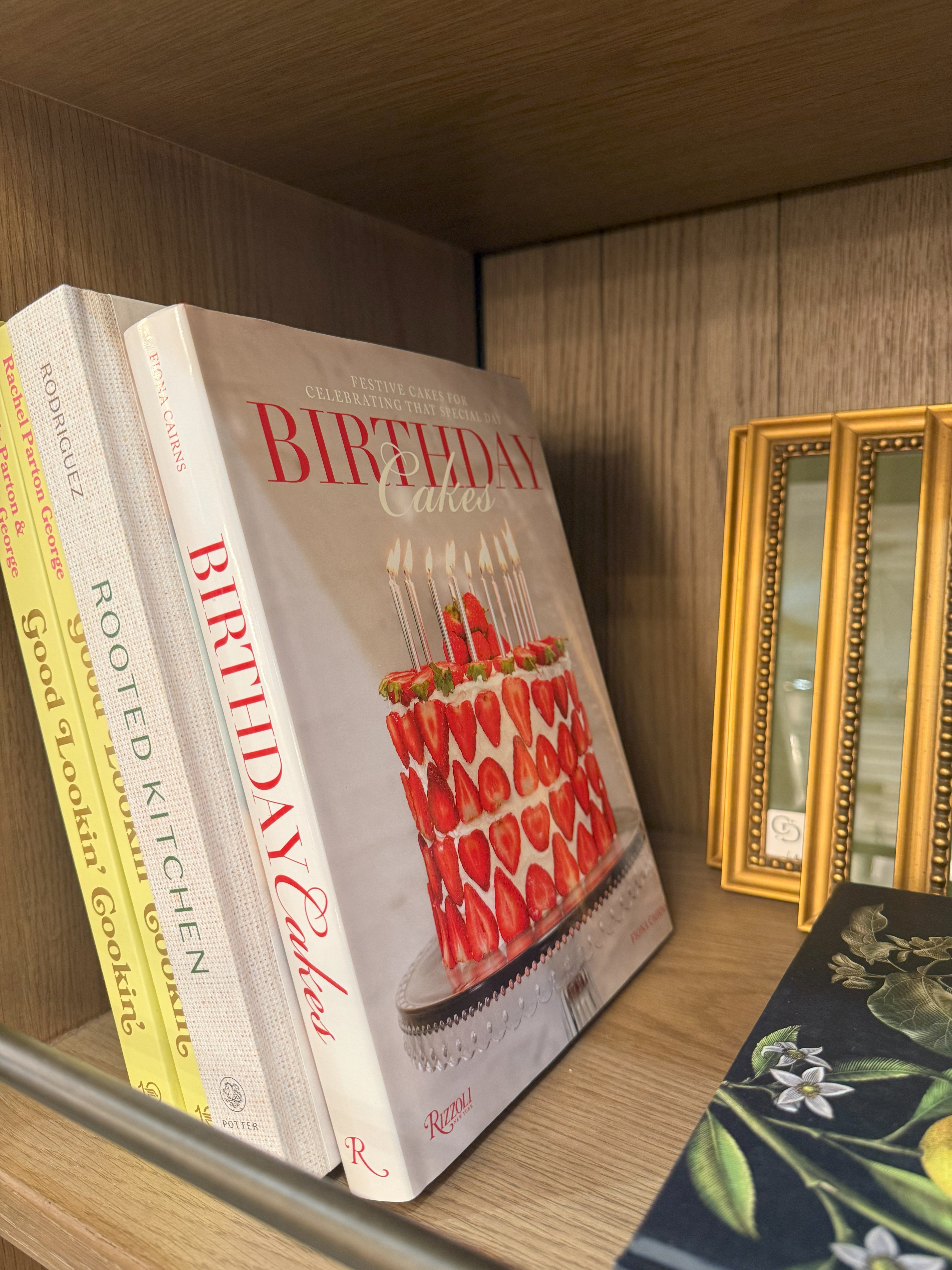 Birthday Cakes Book