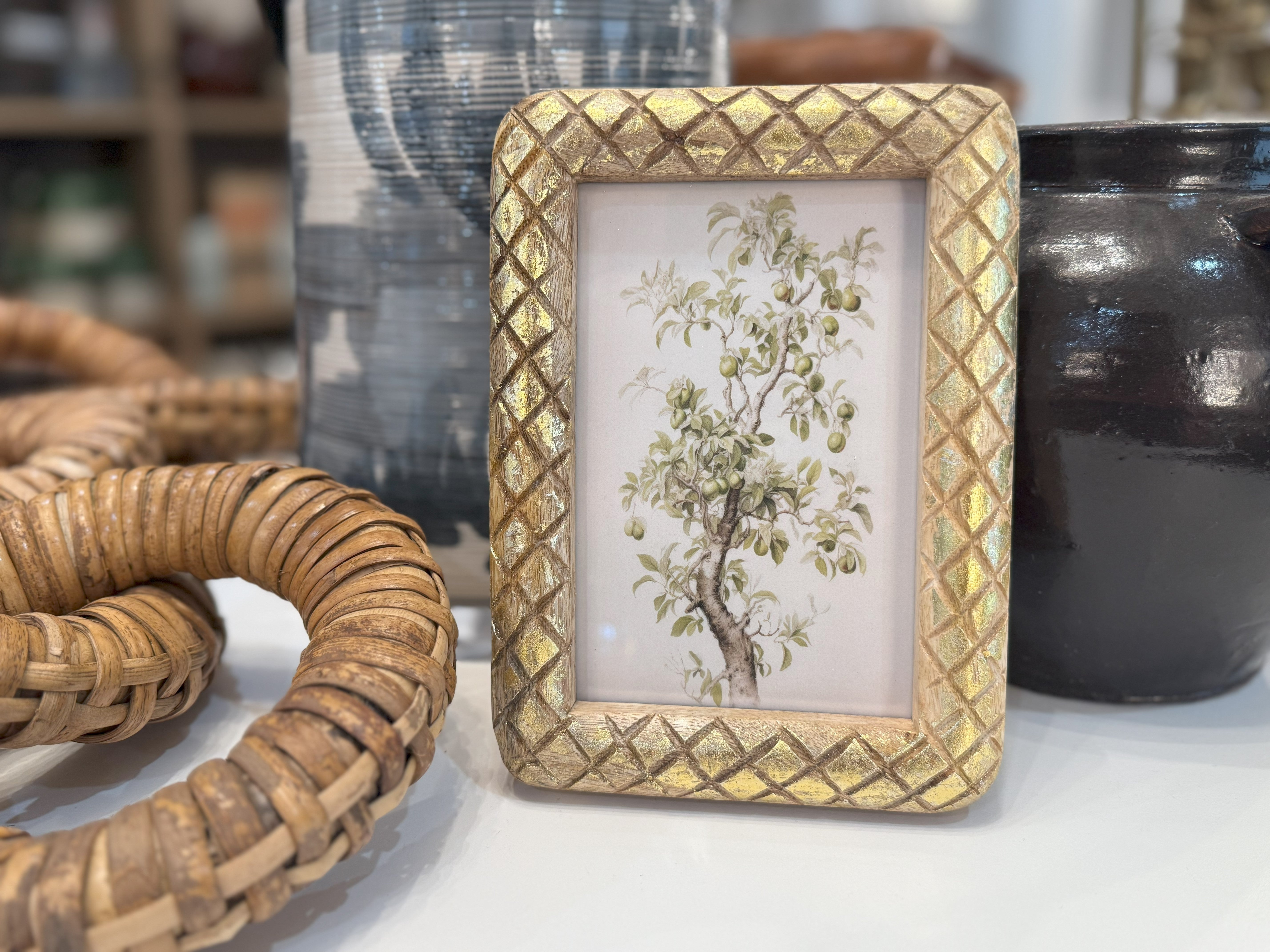 Diamond Carved Mango Wood gold Frame